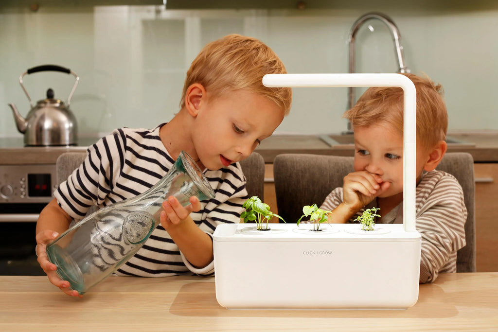 Click & Grow Indoor Smart Garden 3 white