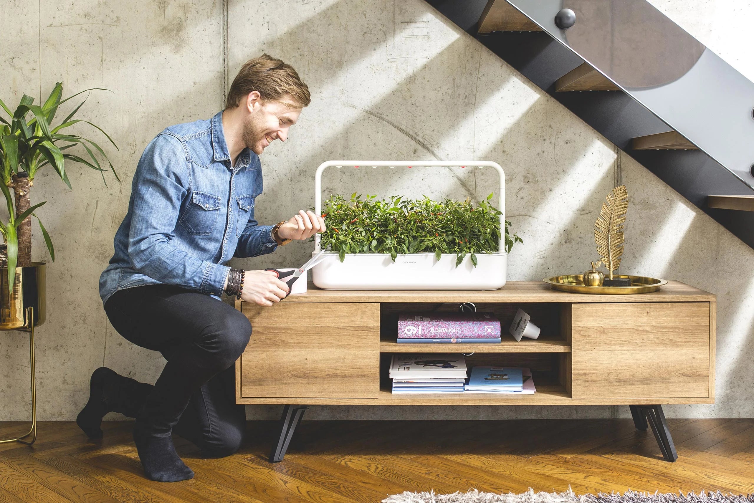 Click & Grow Indoor Smart Garden 9 white